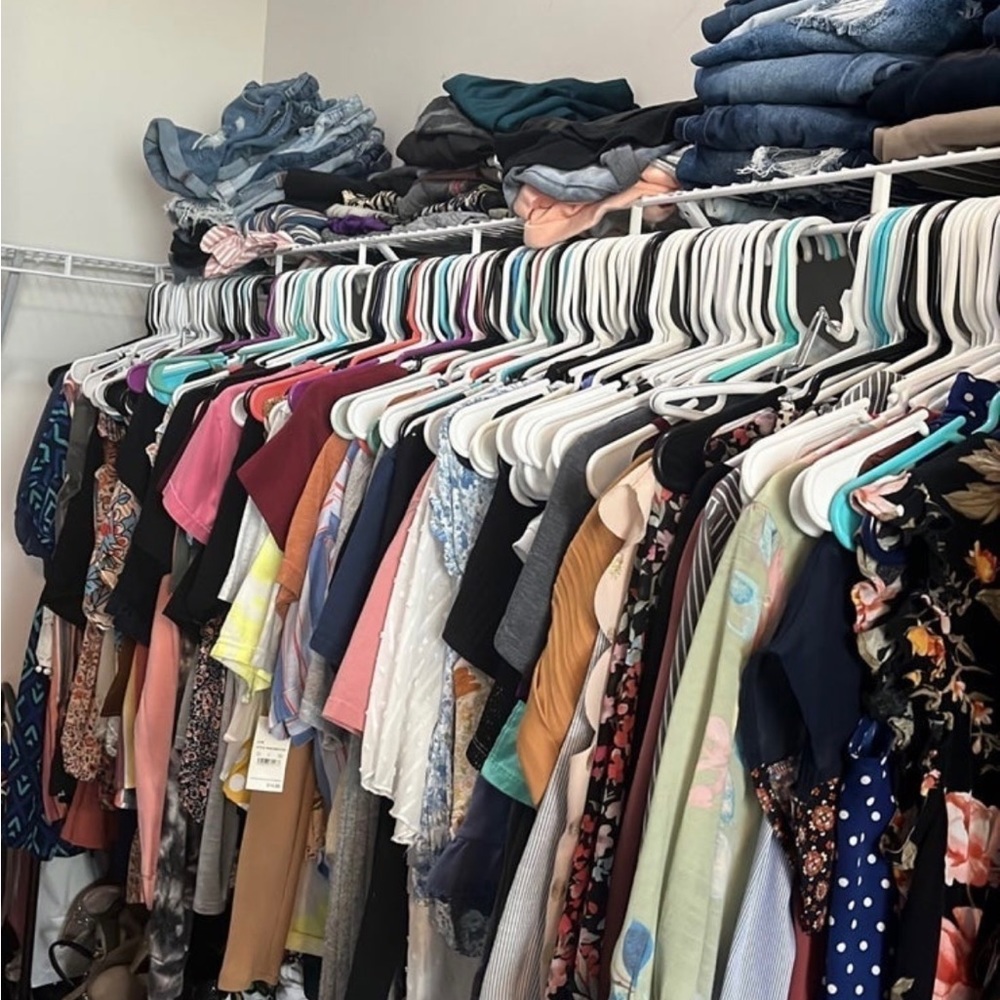 Closet clean out 40 items
